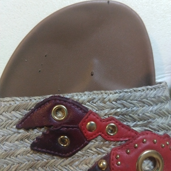 Cole Haan Pinch Me Lobster Sandals - Picture 4 of 8